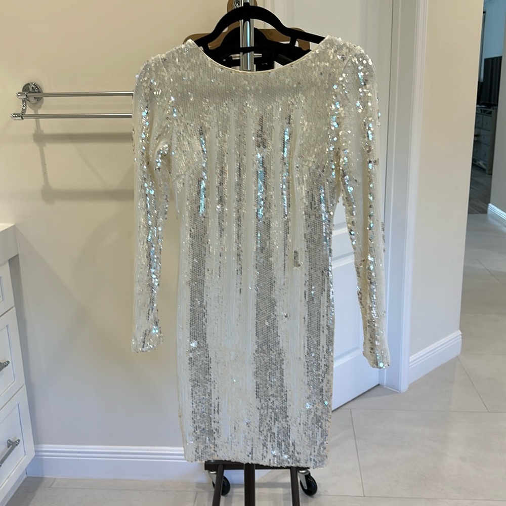 White/silver sequins mini dress - long sleeved size M